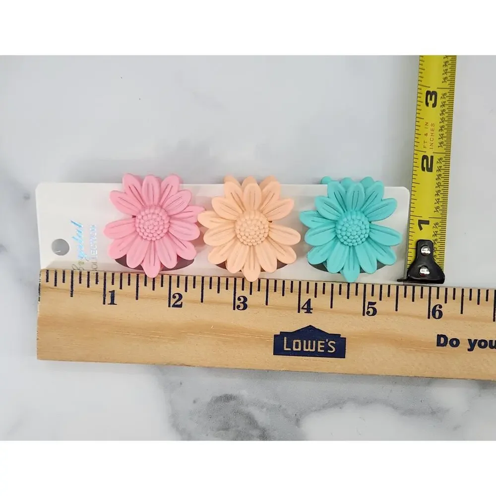 *NEW* 3 pc Daisy Flower Claw Clip Set - Hair Accessories pink/peach/sea blue
